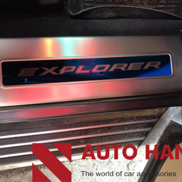 Ốp bậc cửa lên xuống Explorer