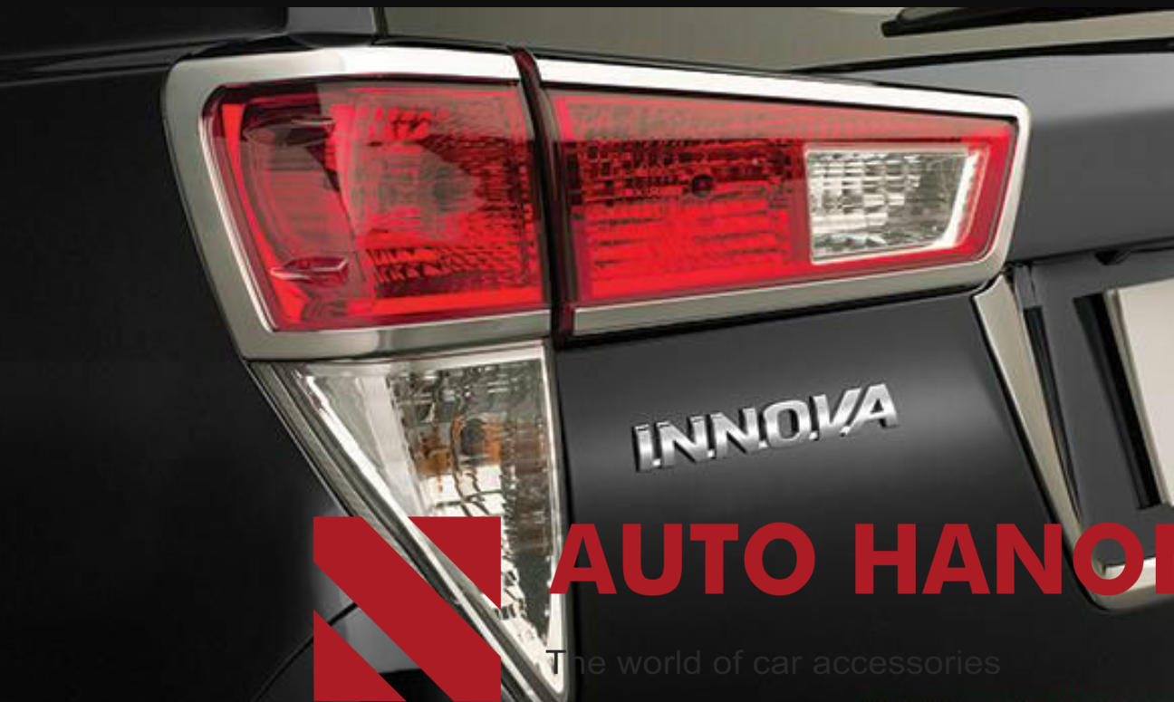 Ốp Viền Đèn Hậu Innova 2017