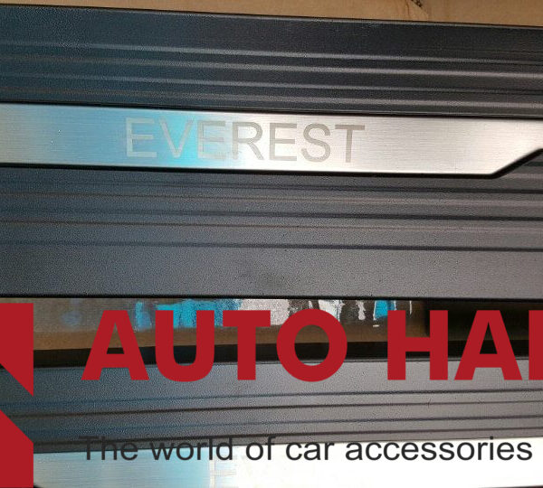 Bậc Lên Xuống Ford Everest Mở Điện