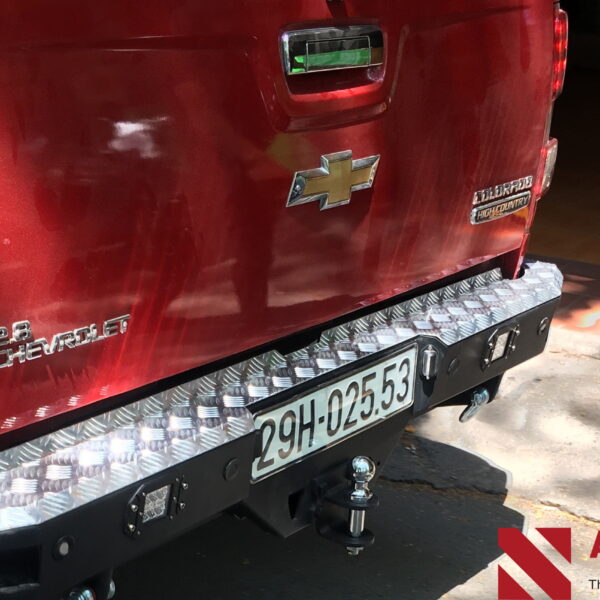 Cản Sau Độ Mặt Nhôm Colorado