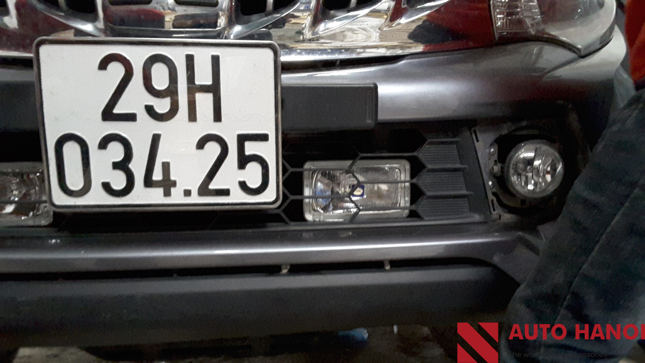 Đèn phá sương Hella xe Triton - Ảnh 4