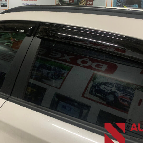 Vè che mưa Hyundai Kona