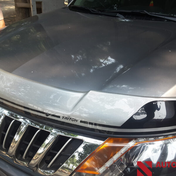 Lướt gió nắp capo Triton 2020