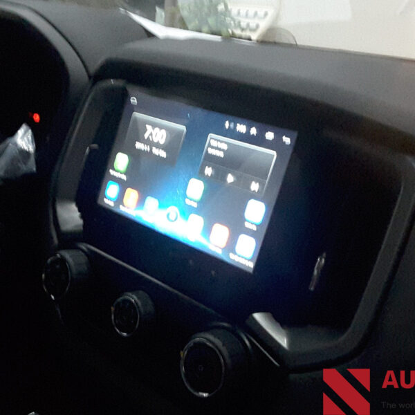 Màn hình DVD androi theo xe Colorado