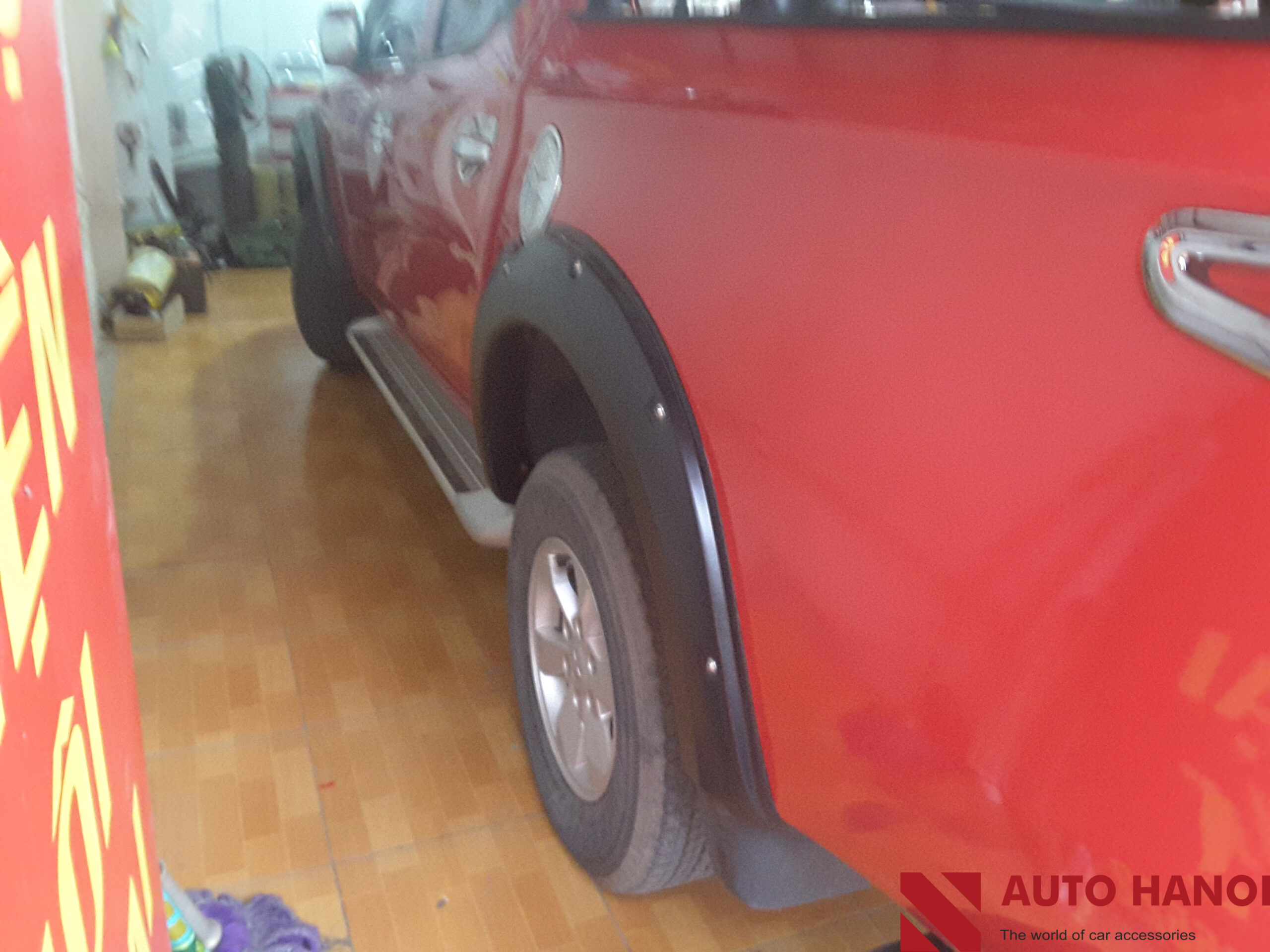 Ốp cua lốp Triton