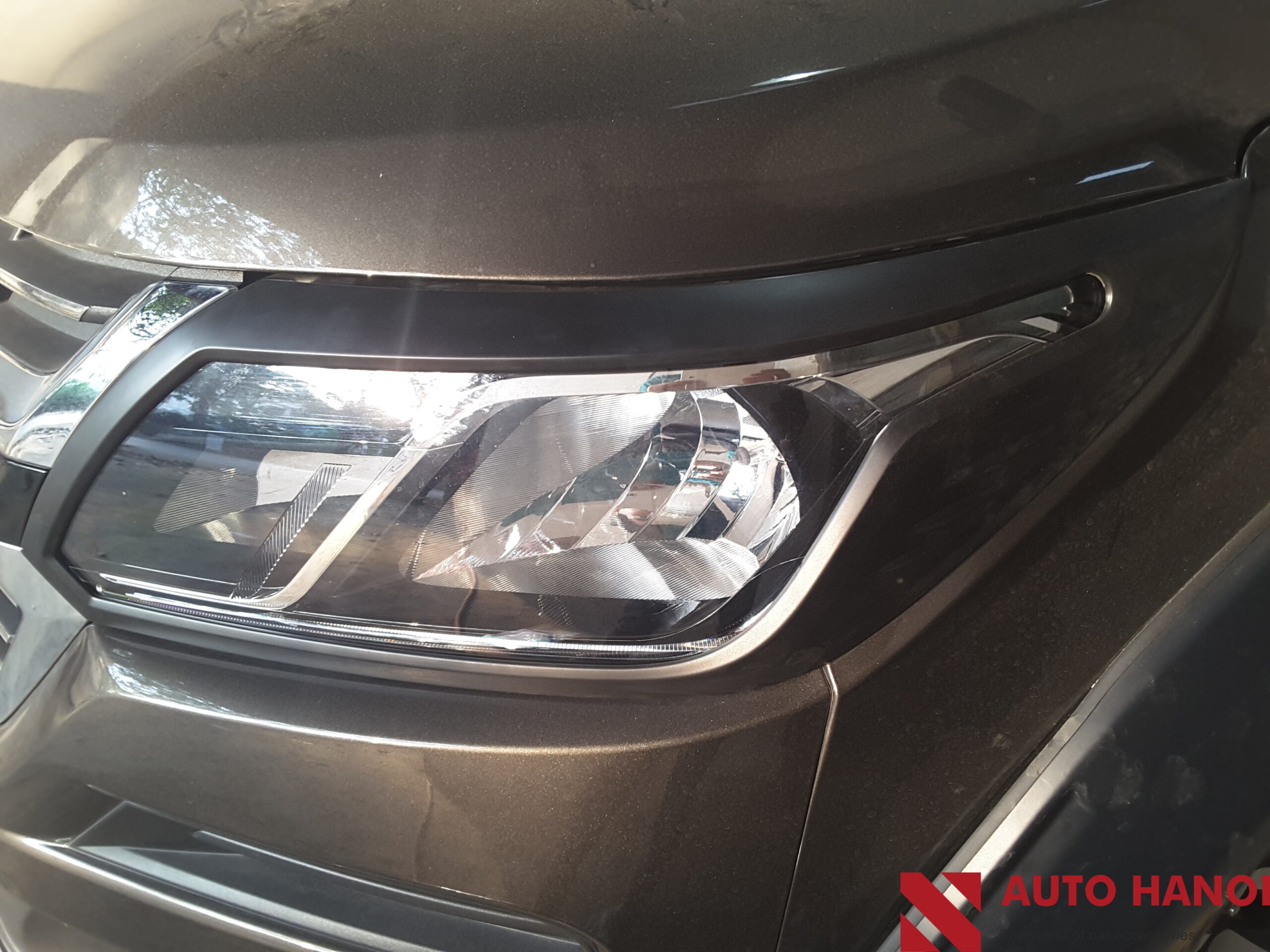 Ốp đèn pha Colorado - Ảnh 2