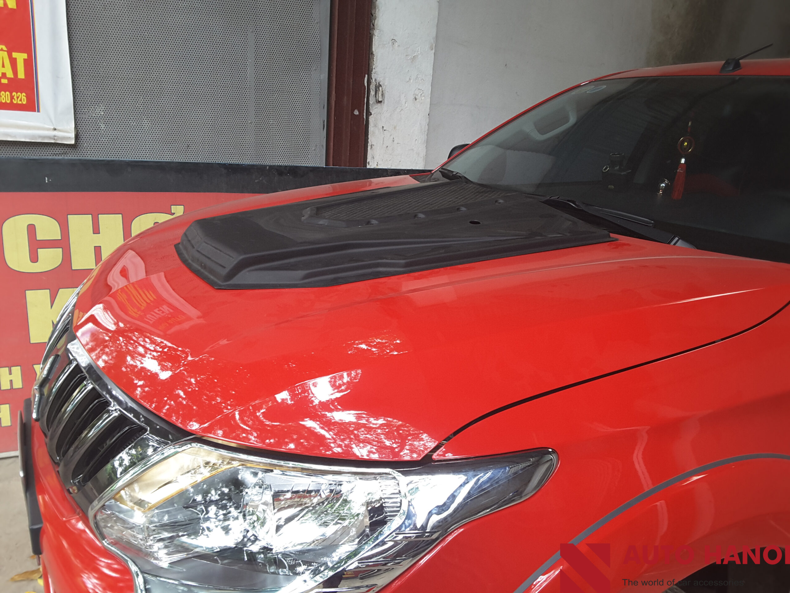 Ốp nắp capo Triton 2015+ - Ảnh 3