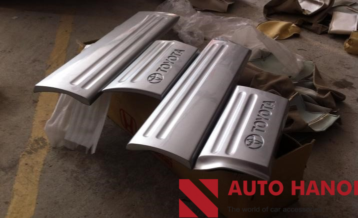 Ốp Sườn Fortuner 2010-2016