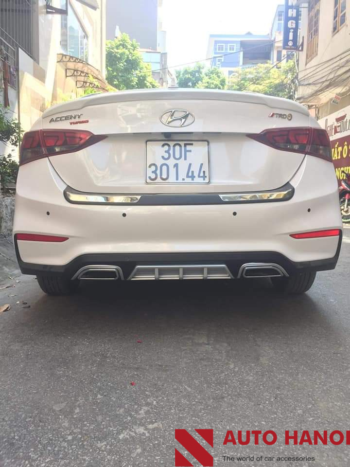 Lippo Nhựa Chia 2 Cho Xe Hyundai Accent