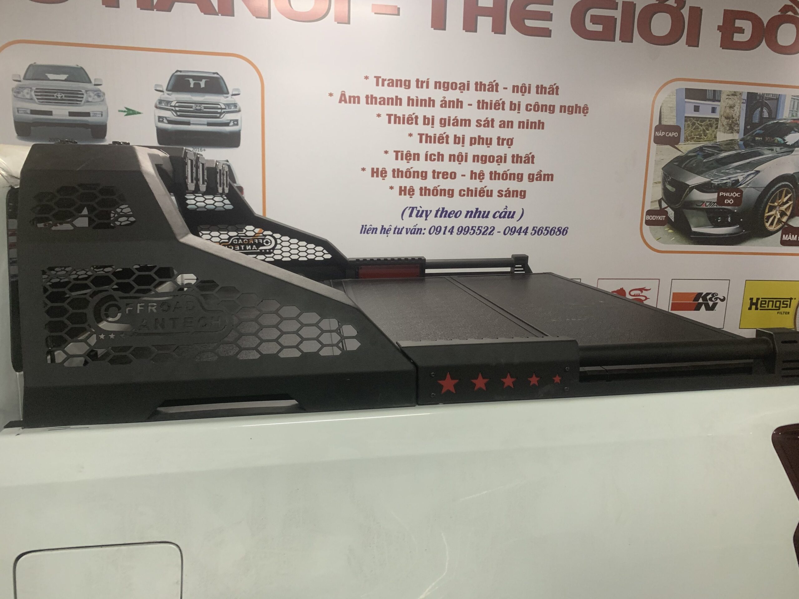 Nắp thùng 3 tấm xe Dmax 2021 có thanh thể thao - Ảnh 2