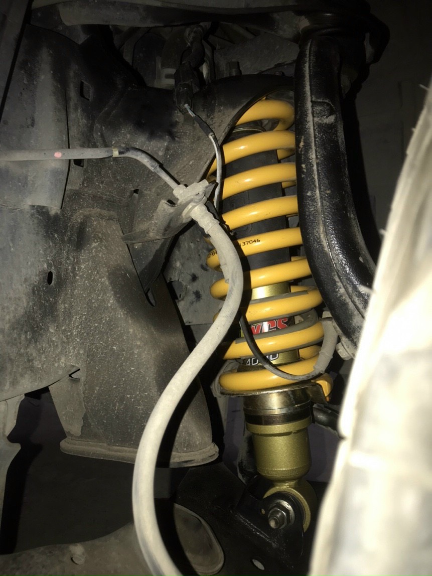 Phuộc êm TJM XGS 4000 ÚC lắp xe Nissan Navara EL - Ảnh 3