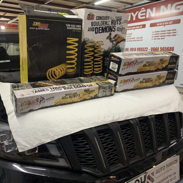 Phuộc êm TJM XGS 4000 ÚC lắp xe Nissan Navara EL