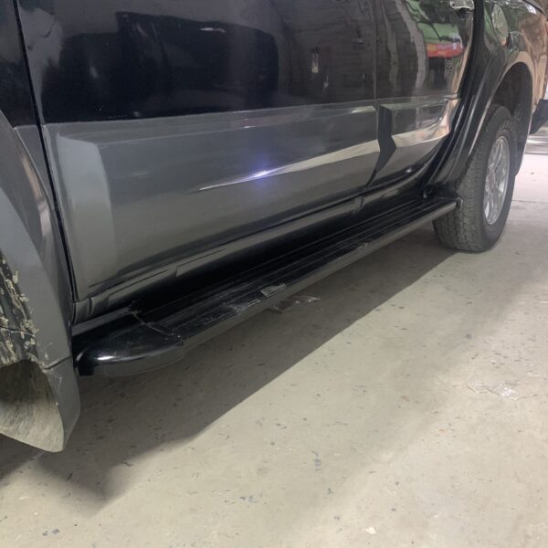 Bậc lên xuống xe Triton 2009-2014