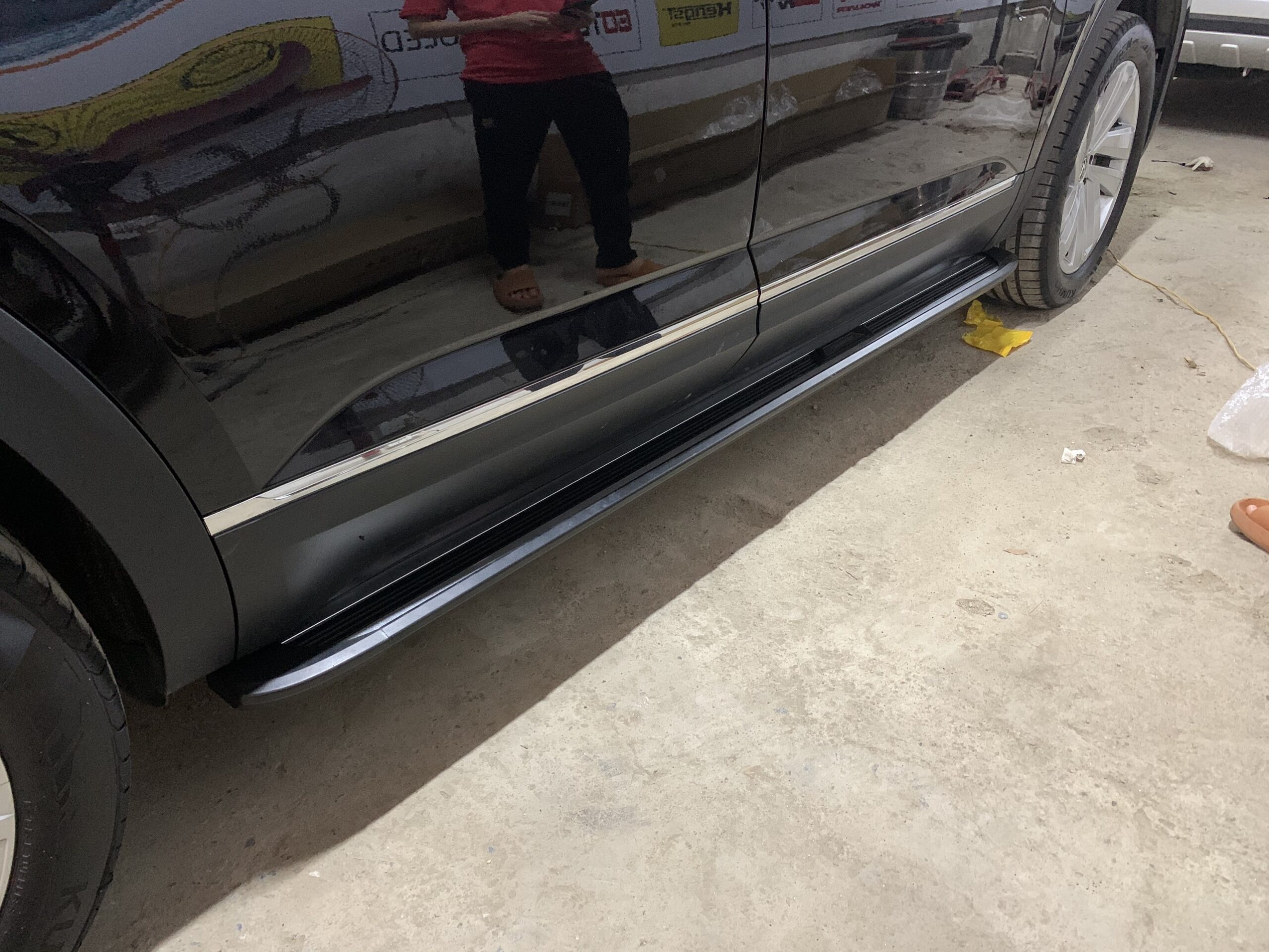 Bậc lên xuống volkswagen Teramont mẫu luxury - Ảnh 3