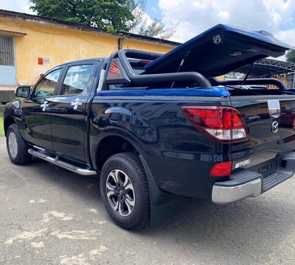 Alternative view of Nắp thùng thấp Mazda BT-50 2015-2019 mở 90 độ