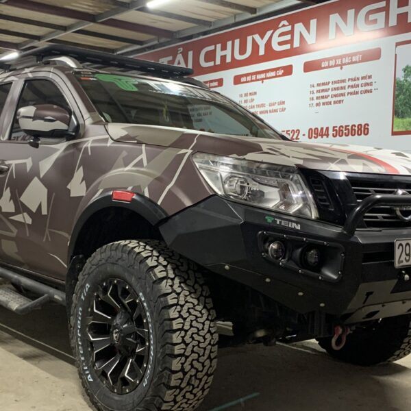 Alternative view of Độ cản trước dành cho Nissan Navara NP300