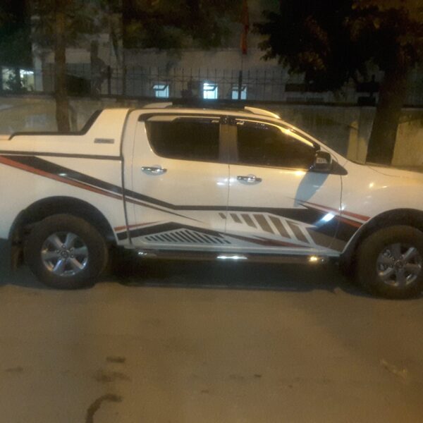 Alternative view of Tem dán sườn xe bán tải BT-50