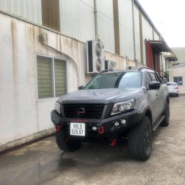 Cản trước Hammer lắp xe Nissan Navara 2015+