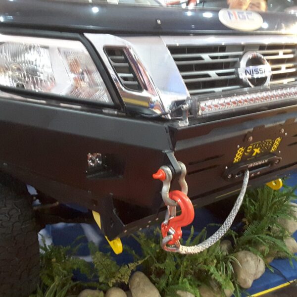 Alternative view of Độ cản trước OFX dành cho bán tải Navara 2015+