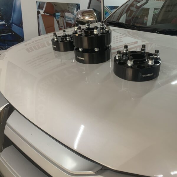 Độ spacer danh cho xe bán tải NAVARA