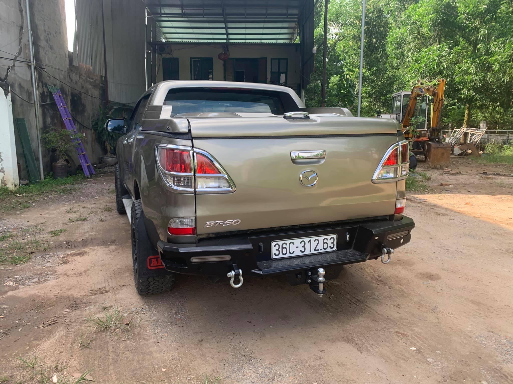 Mẫu cản sau dành cho BT-50