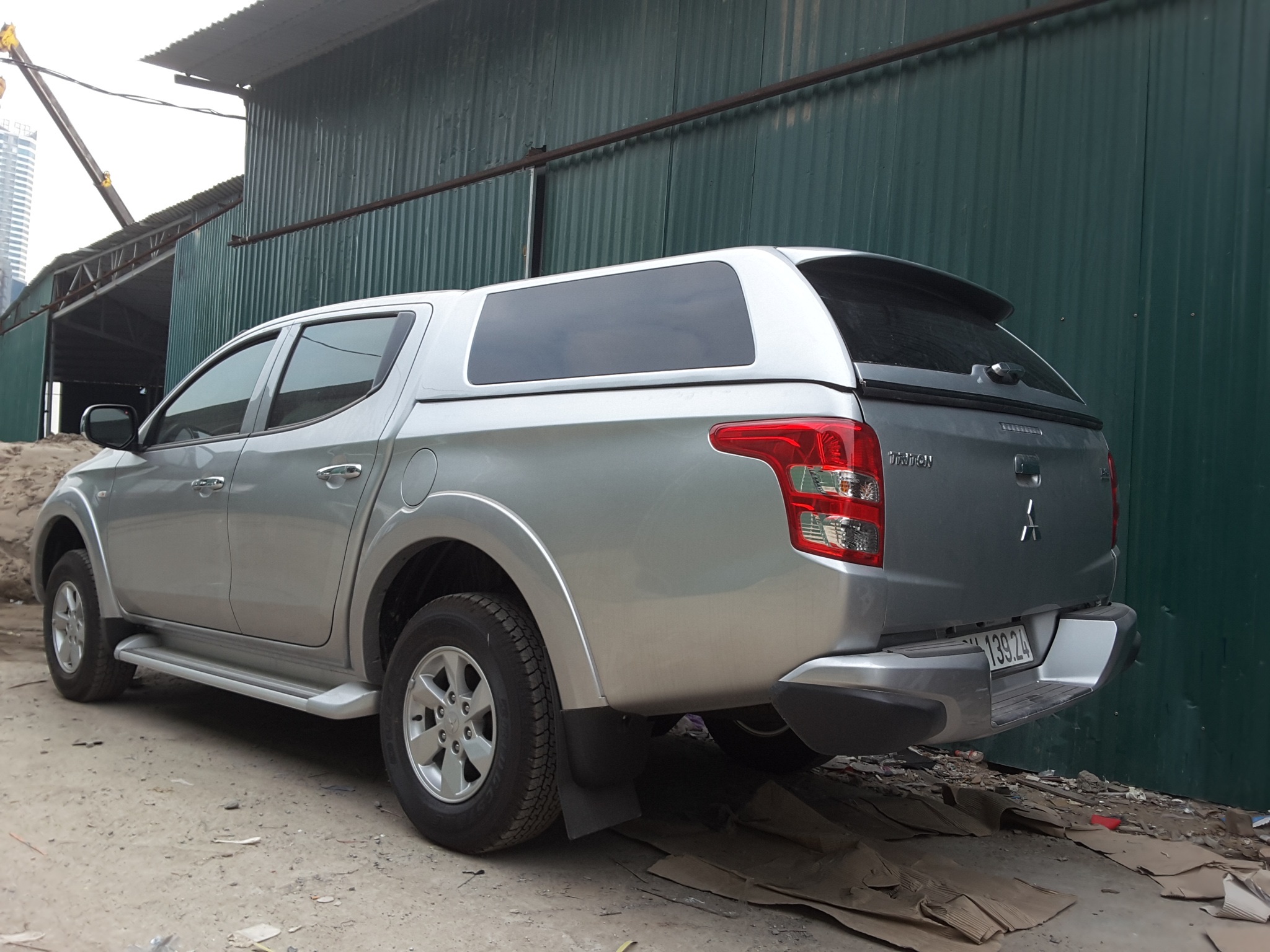 Nắp thùng cao Triton 2015+ - Ảnh 3