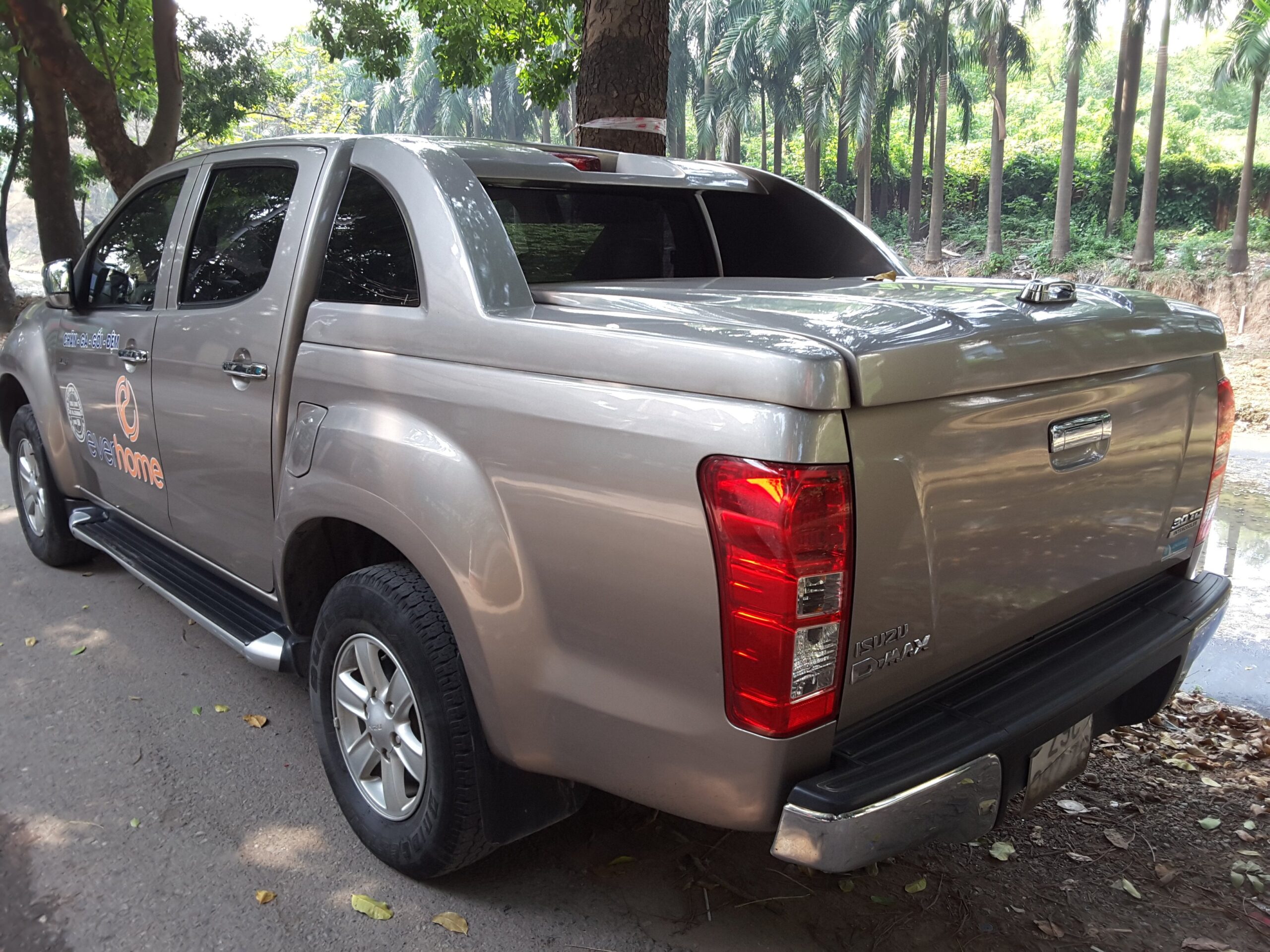 Cung cấp các mẫu nắp thùng thấp Dmax 2015-2018 - Ảnh 2