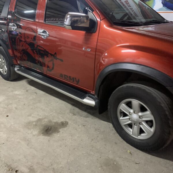 Ốp cua lốp dành cho Isuzu-Dmax từ 2013 đến 2017