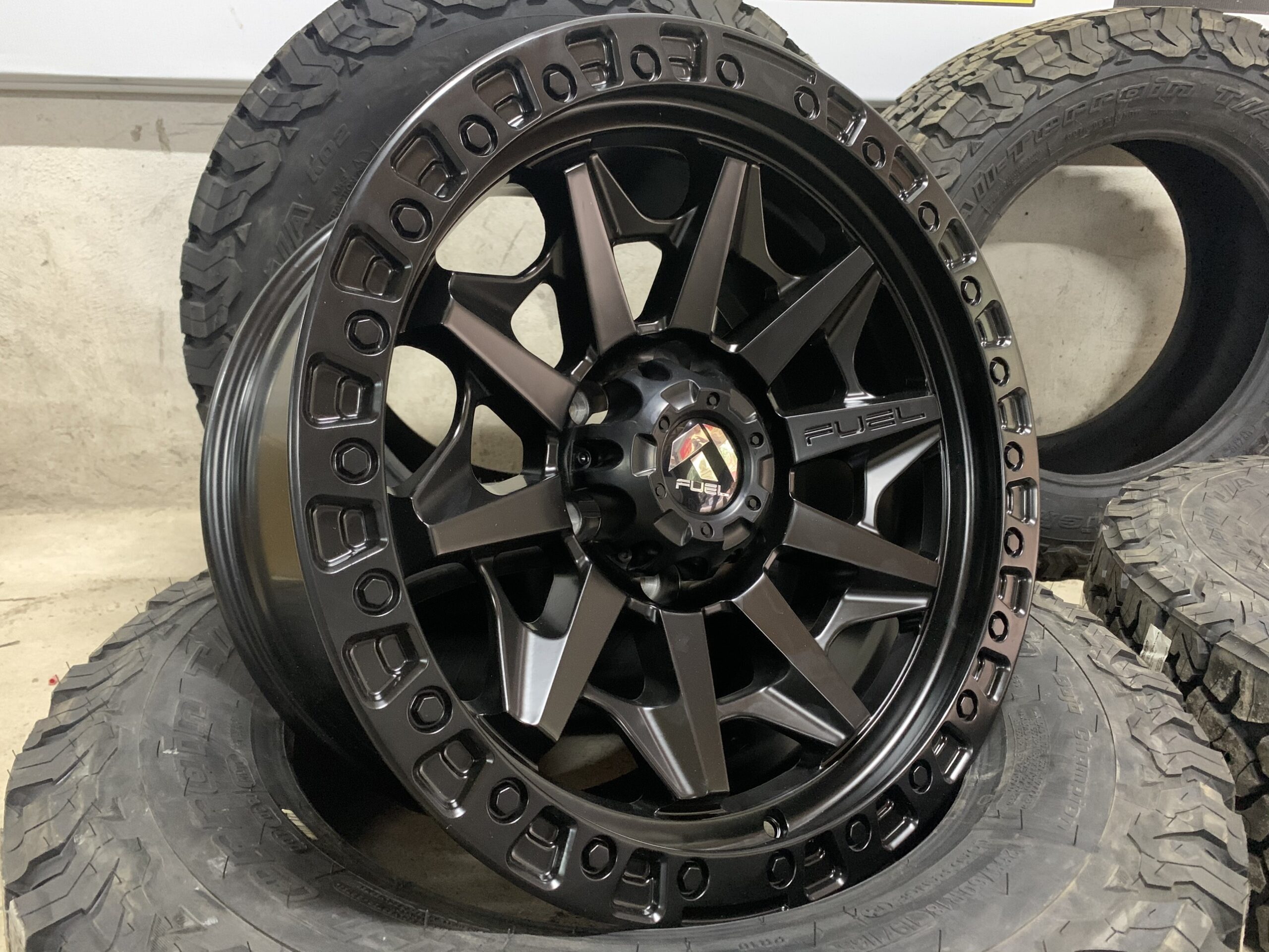 Độ Combo Mâm FUEL và Lốp BF-Goodrich dành cho xe bán tải - Ảnh 5