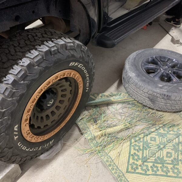 Độ mẫu Mâm Fuel và Lốp BF dành cho Nissan Navara