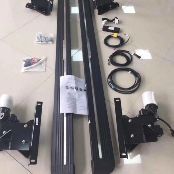 Bậc lên xuống điện lắp cho Audi Q7