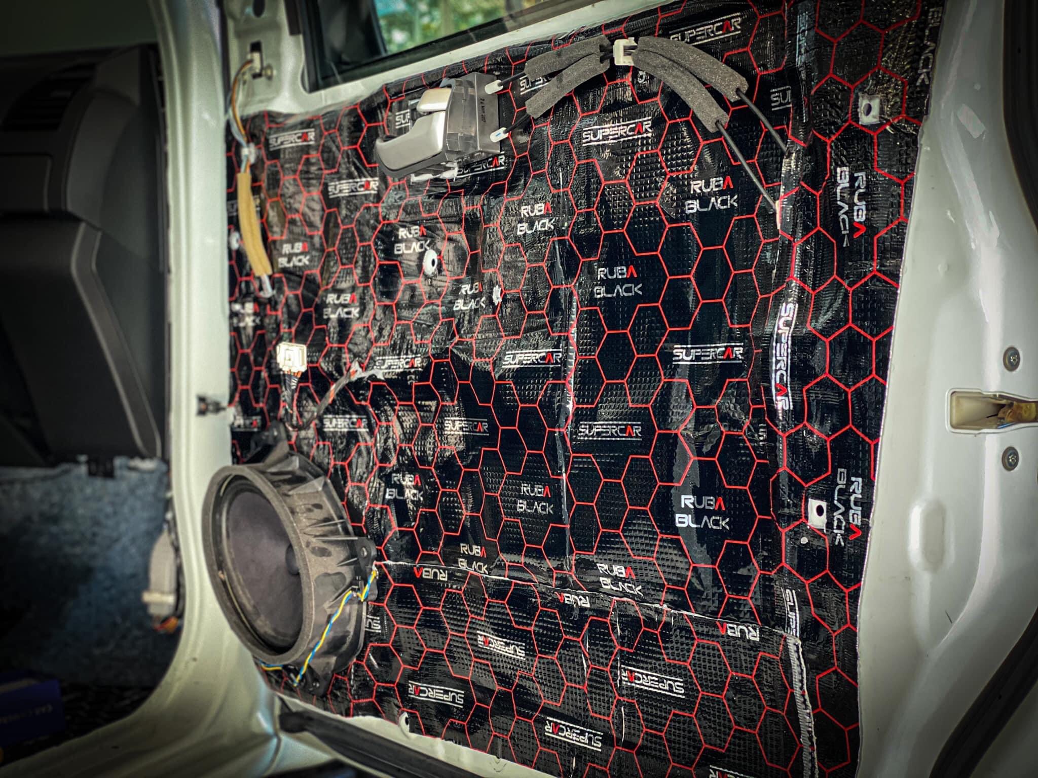 Chống ồn sàn xe 7 chỗ - Ảnh 4