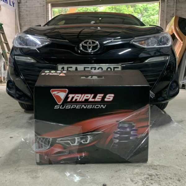 Lò xo hạ gầm Triple S xe Toyota Vios