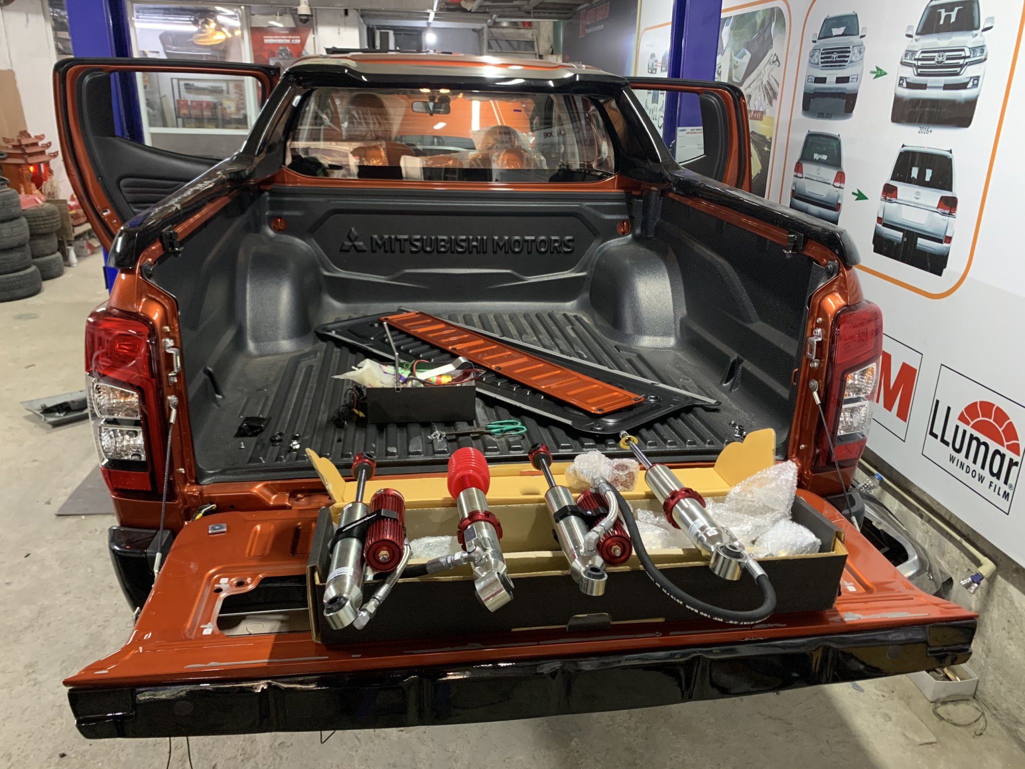 Giảm xóc Profender xe Mitsubishi Triton mã Mono tube chỉnh 8 nấc êm ái - Ảnh 15