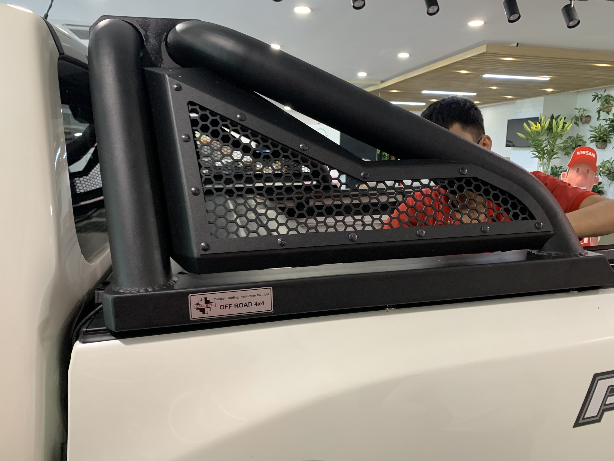 Thanh thể thao off road 4x4 nắp cho Nissan Navara - Ảnh 4