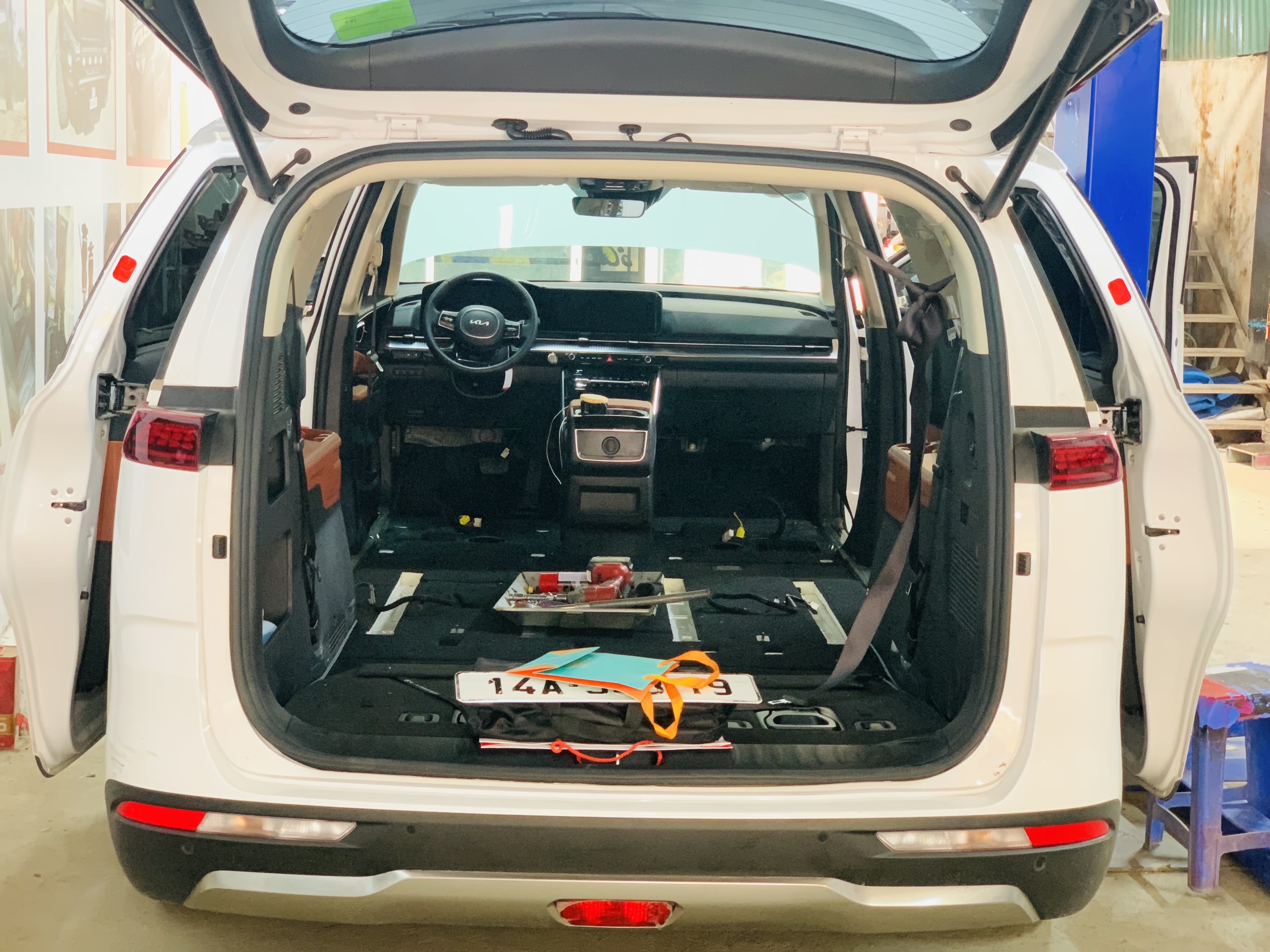 Chống ồn Full xe dành cho Kia Canival - Ảnh 2