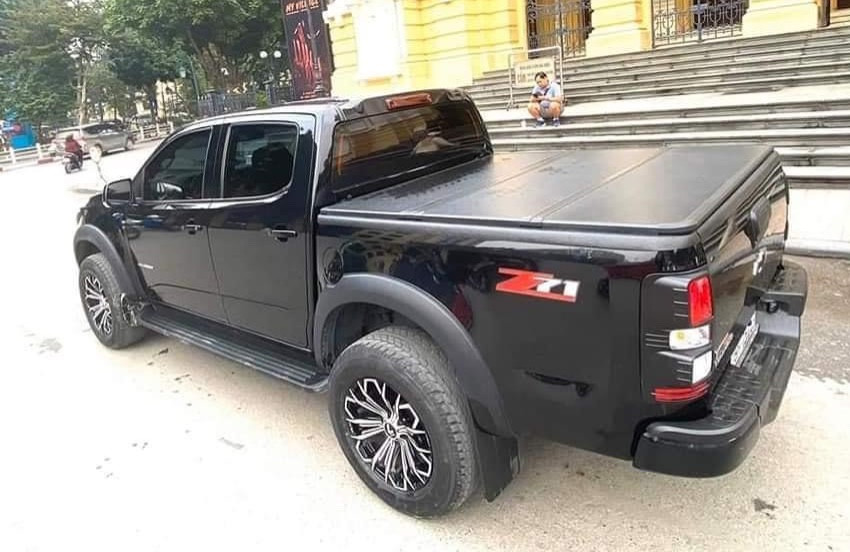 Nắp thùng 3 tấm Chevrolet Colorado 2015-2019 - Ảnh 3