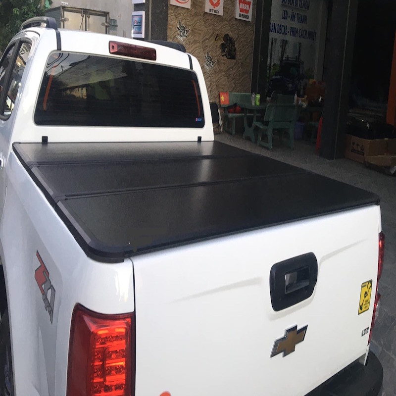 Nắp thùng 3 tấm Chevrolet Colorado 2015-2019