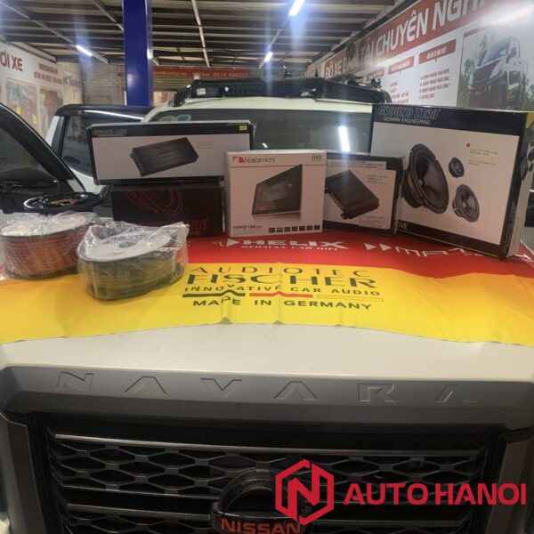 âm thanh xe Nissan Navara Pro4X
