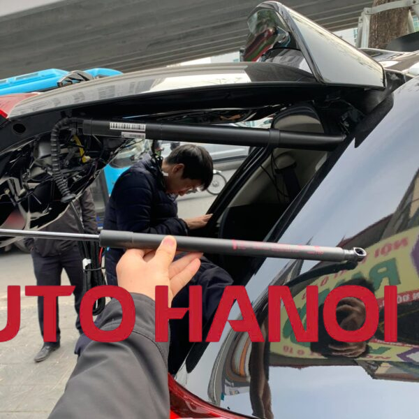 Độ cốp điện tự động cho xe Outlander