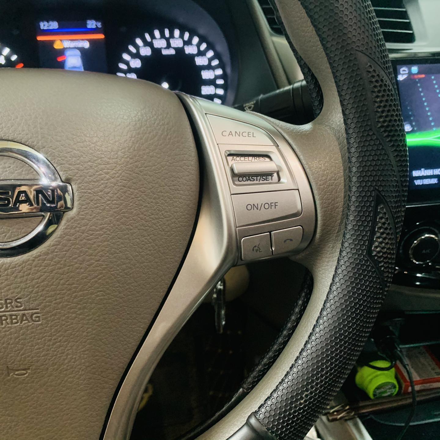 Tay khiển Media và Cruiser Control cho Nissan Terra - Ảnh 2