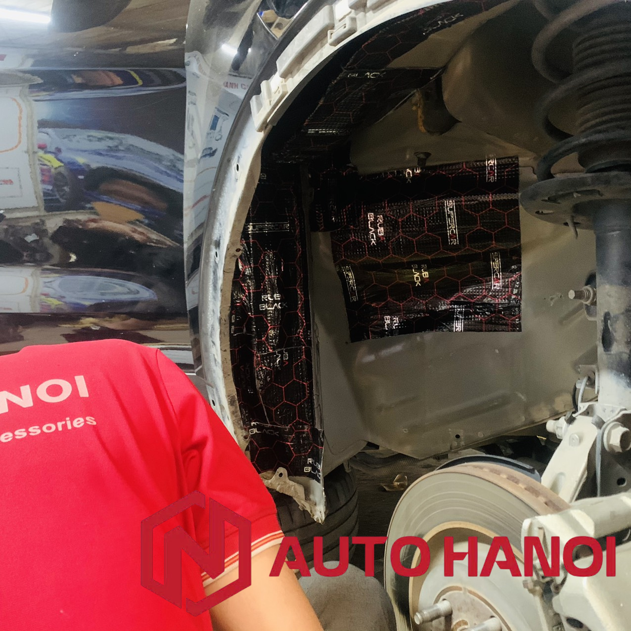 Chống ồn hốc lốp dành cho Ford Explorer - Ảnh 2