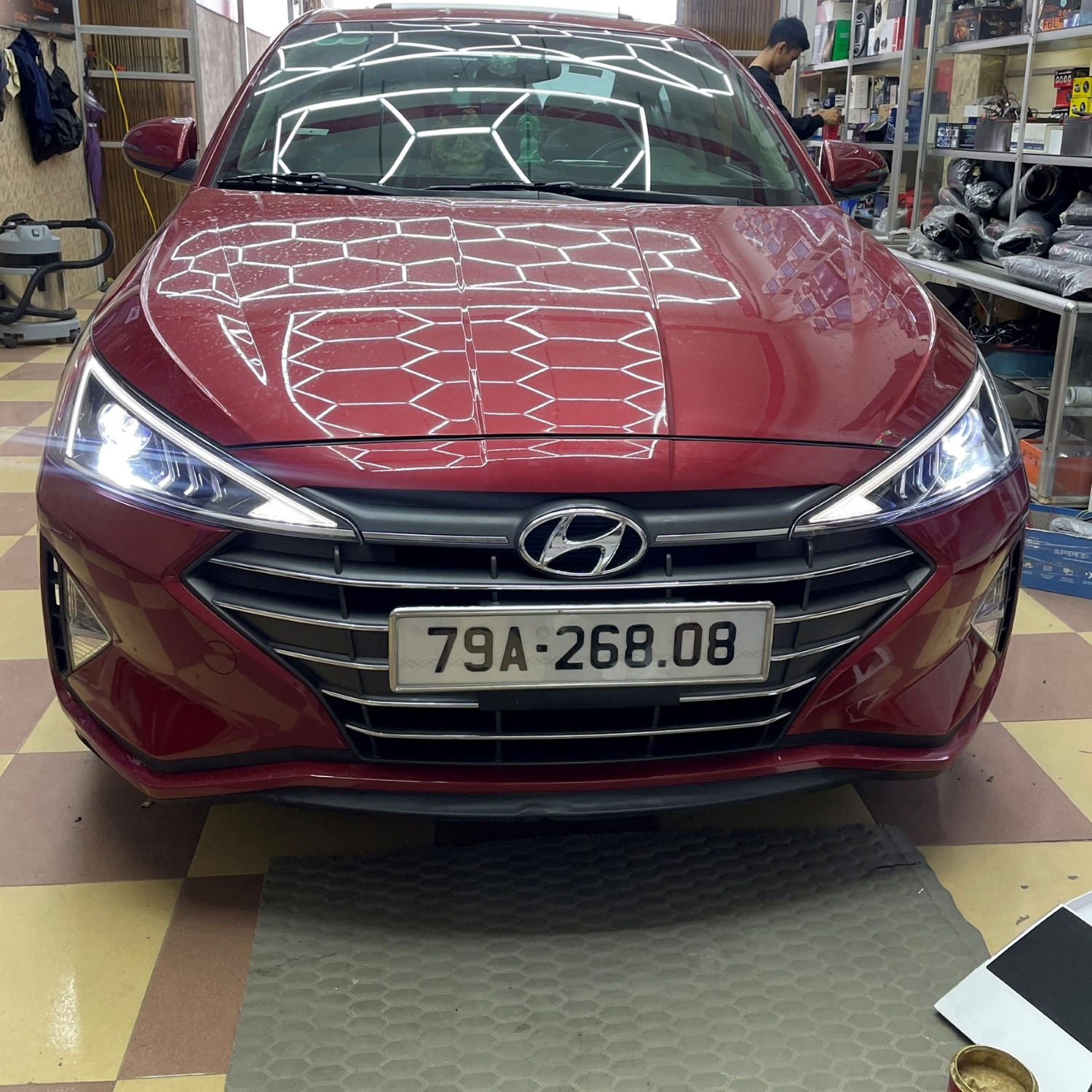Độ đèn tăng sáng xe Hyundai Elantra