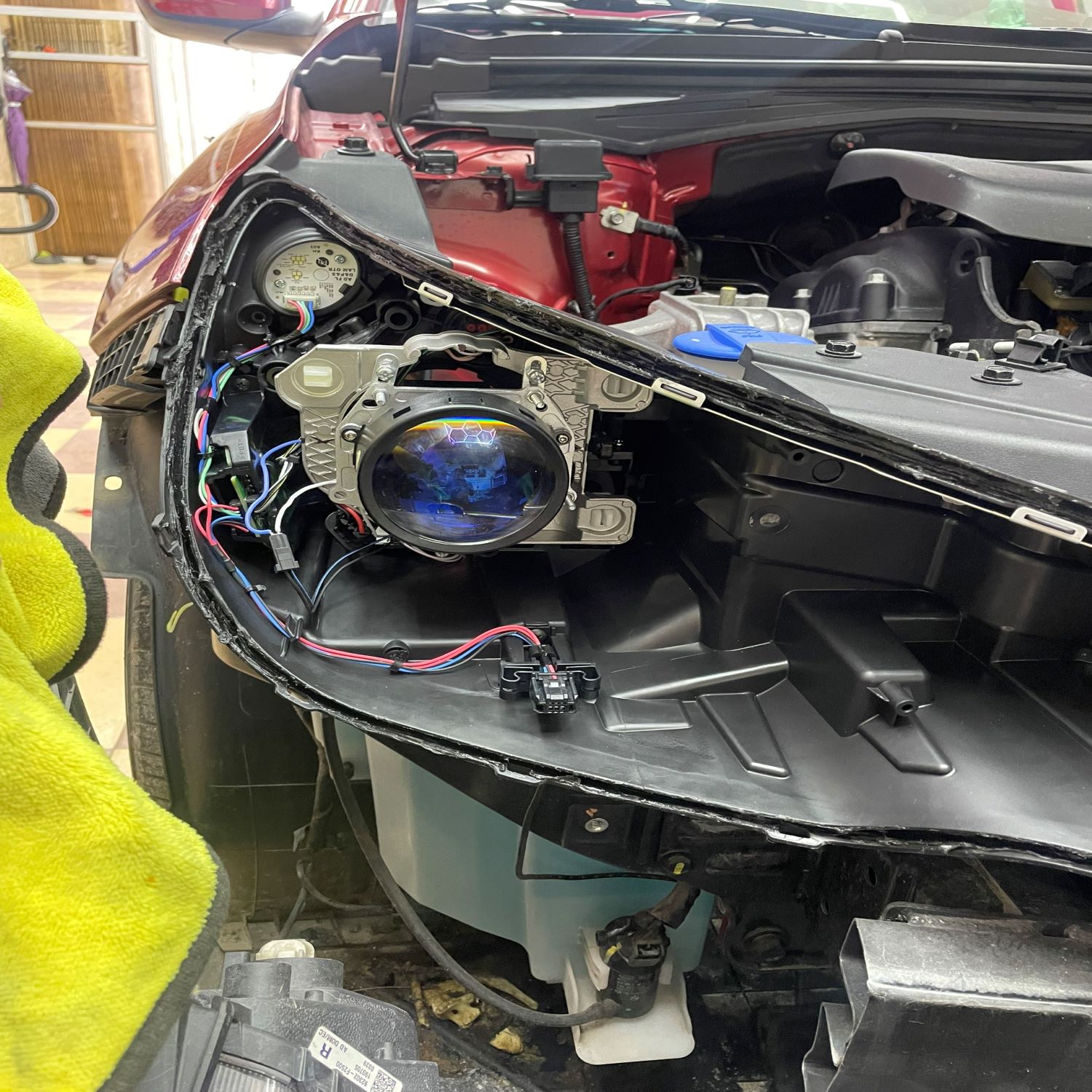 Độ đèn tăng sáng xe Hyundai Elantra - Ảnh 3