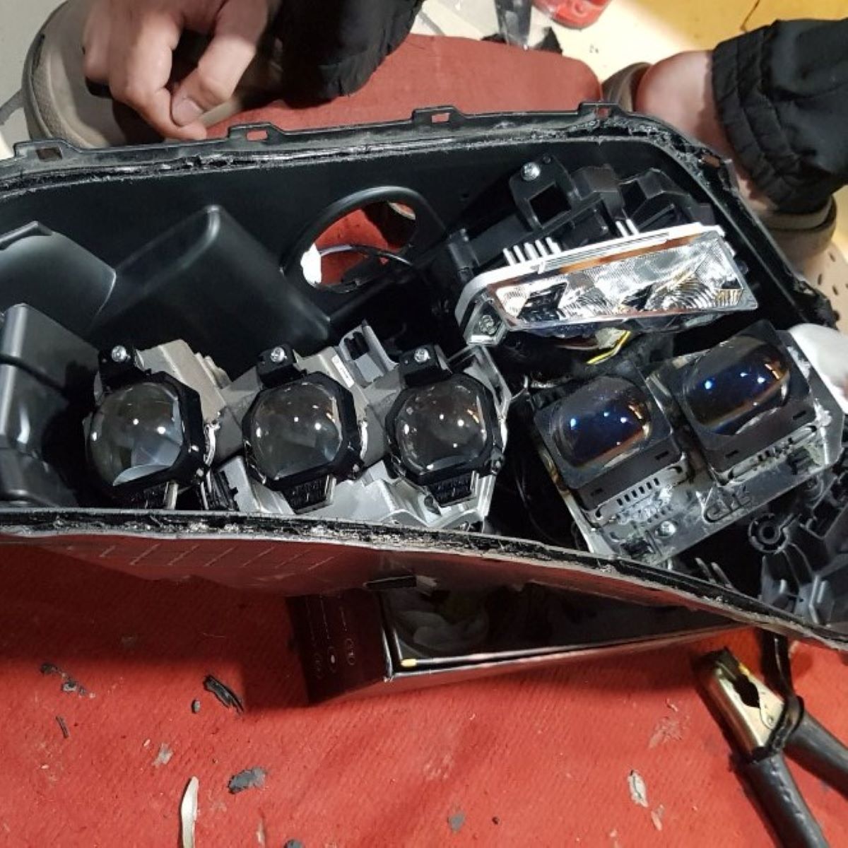 Độ đèn tăng sáng xe Hyundai Tucson - Ảnh 2