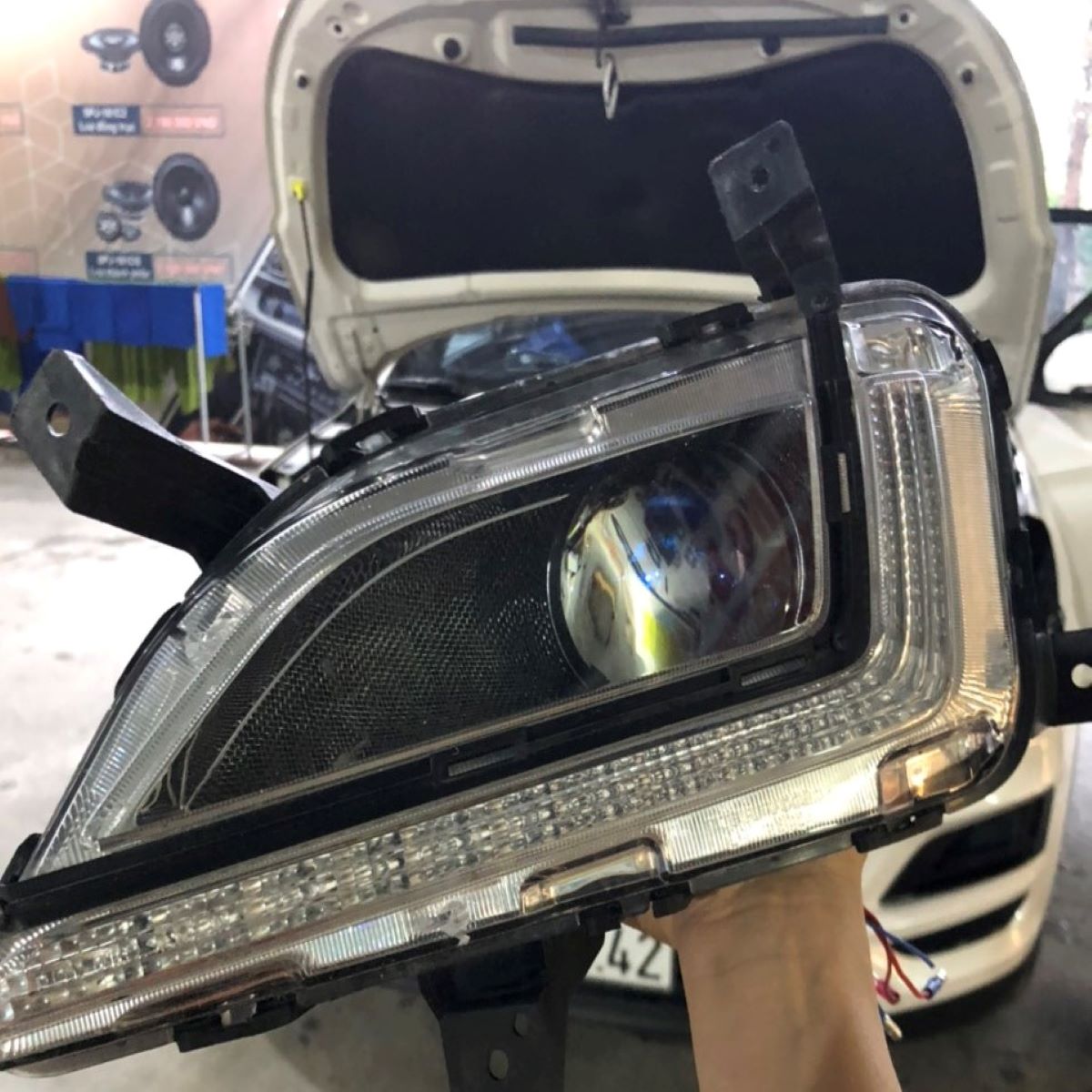 Độ đèn tăng sáng xe Hyundai Tucson - Ảnh 6