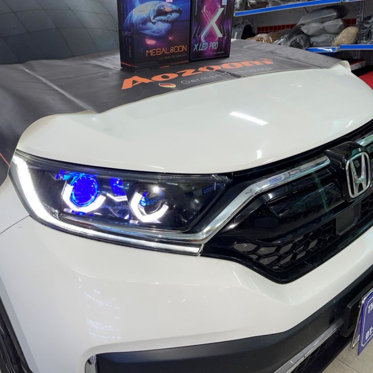 Độ đèn tăng sáng xe Honda CRV - Ảnh 2