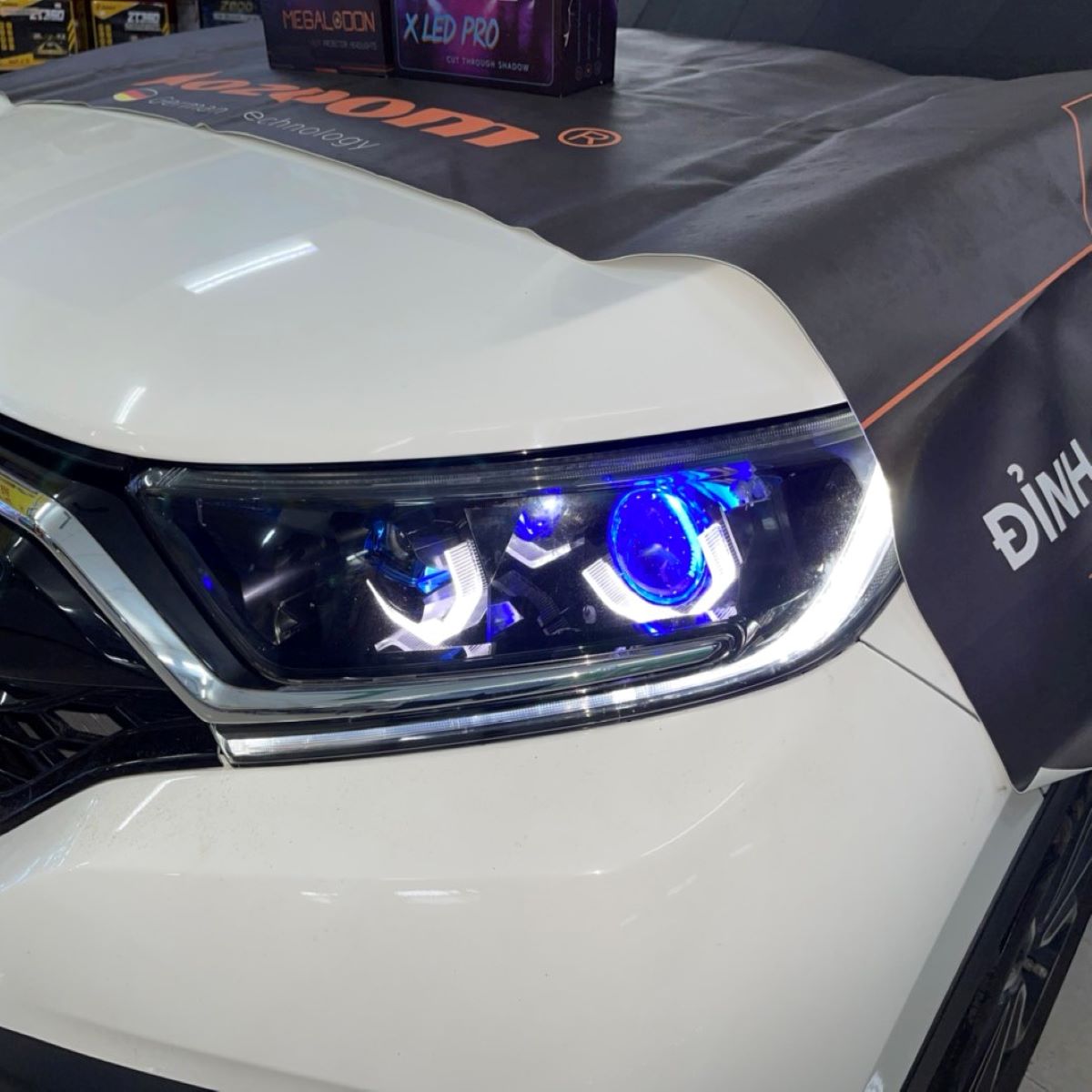 Độ đèn tăng sáng xe Honda CRV - Ảnh 3