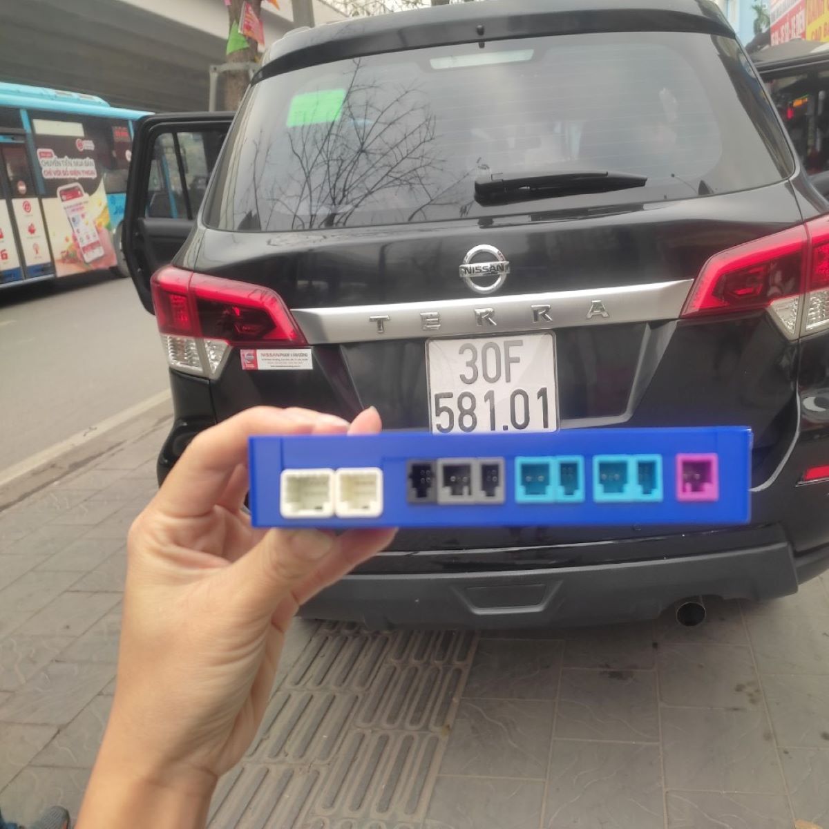 Cốp Điện Tự Động Cho Xe Nissan Terra