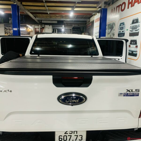 Nắp gập 3 tấm cho Ford Ranger XLS 2023